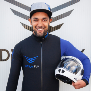 Indoor Skydiving: DreamFly Porto